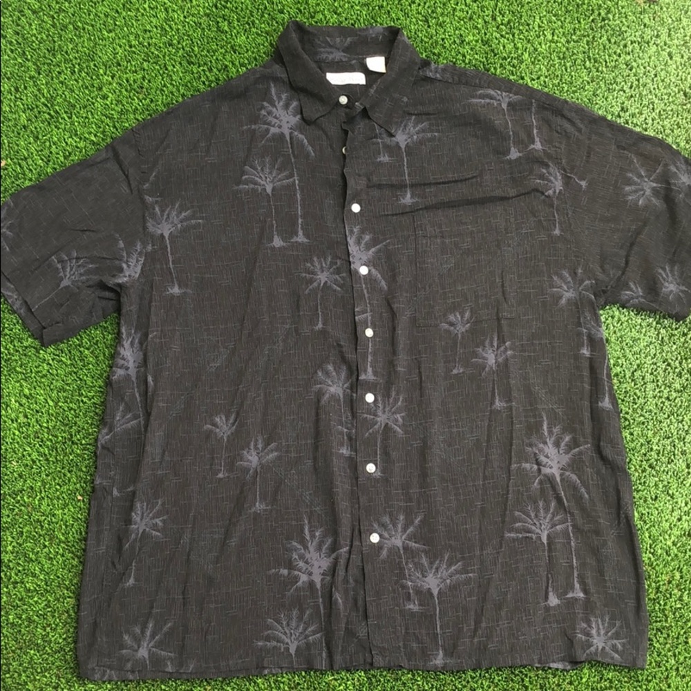 Hollis River tropical print button down shirt